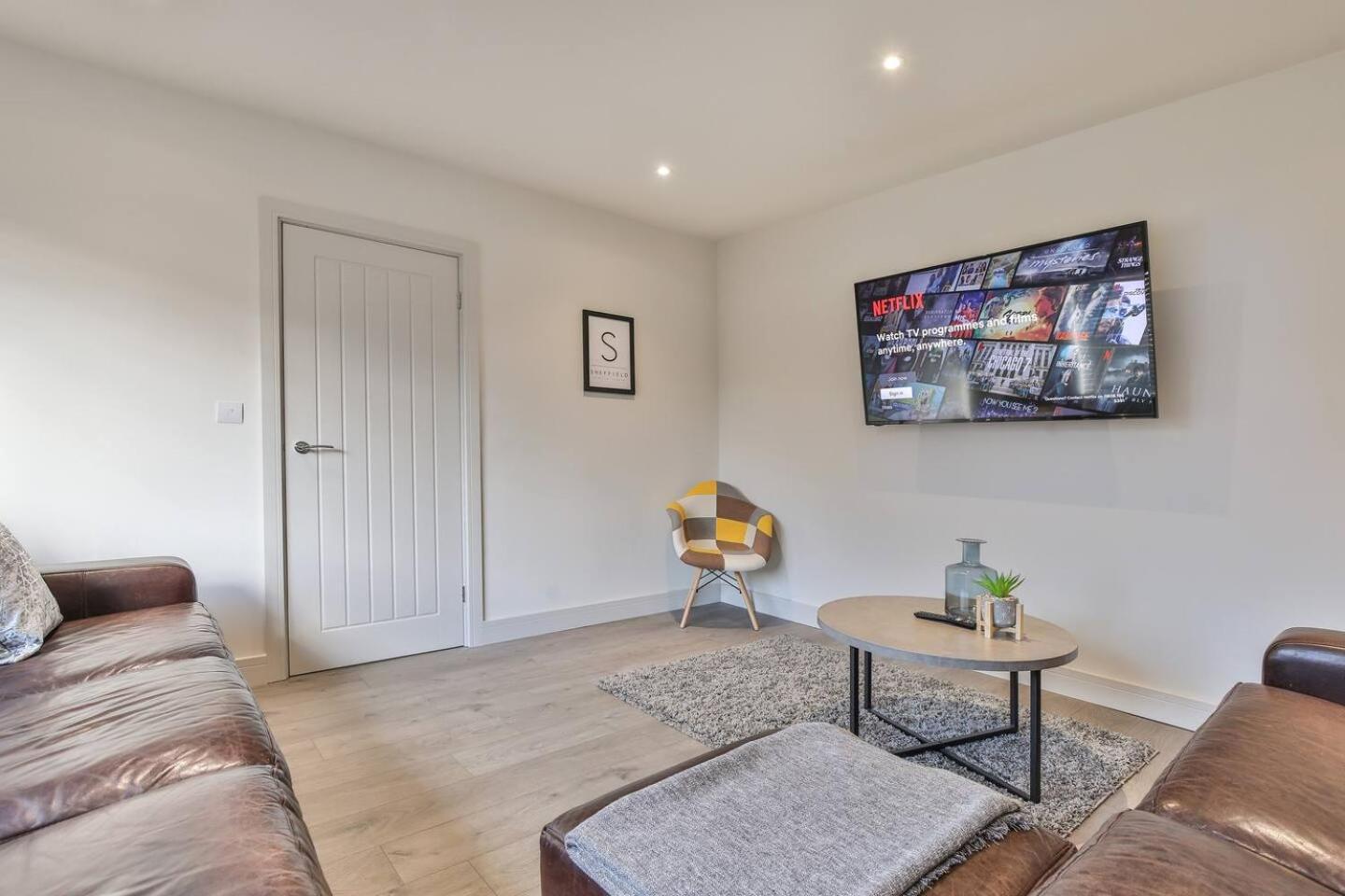 Modern, Cosy Whole House Wifi Close To Attractions Sheffield Exterior photo